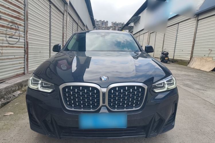 BMW X4 2022 — 2