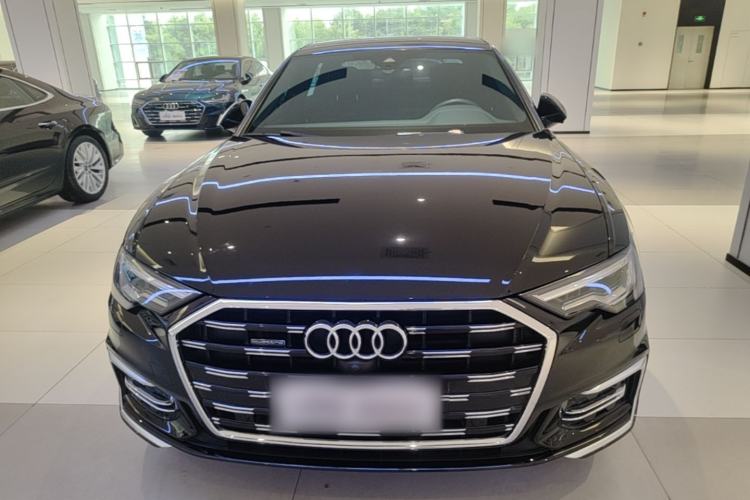 Audi A6 2025 — 2