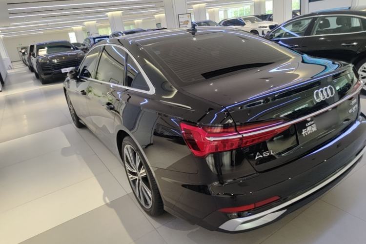 Audi A6 2025 — 4