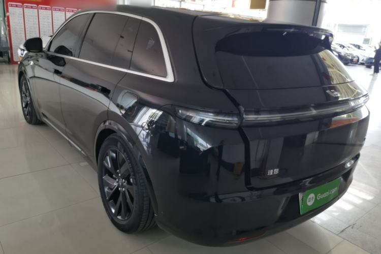 Li Auto L7 2023 — 4