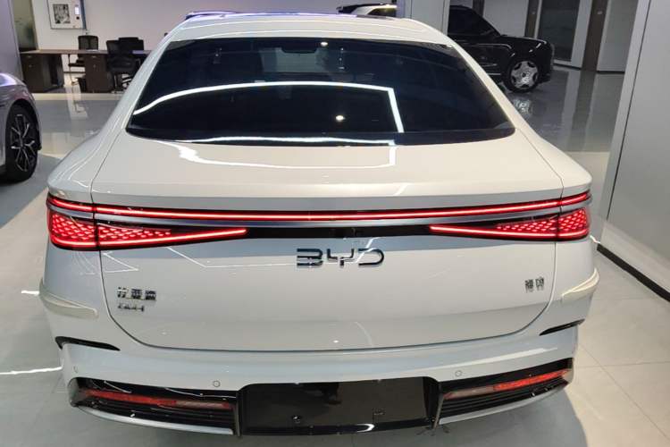 BYD Seal 2023 — фото 5