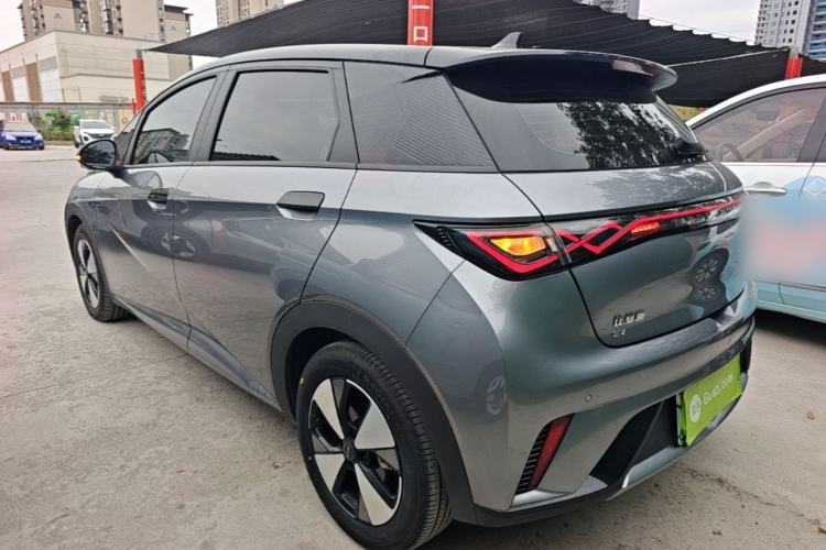 BYD Dolphin 2023 — 4