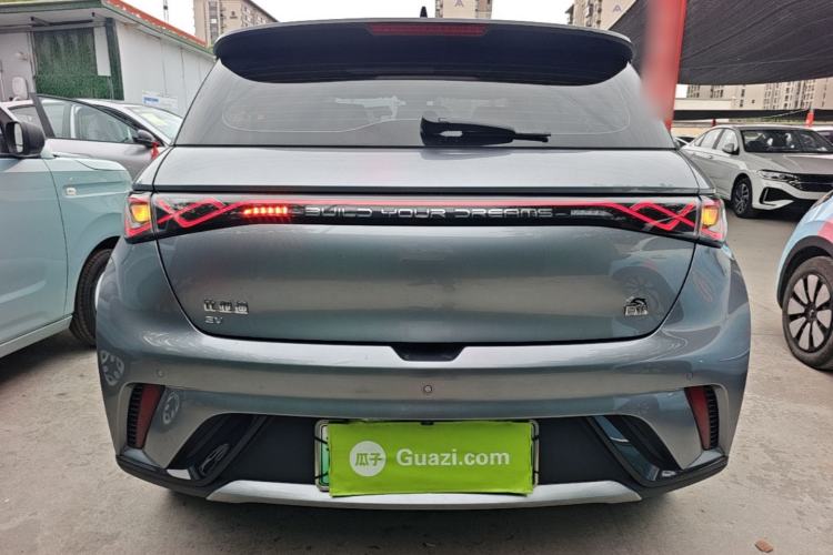 BYD Dolphin 2023 — 5