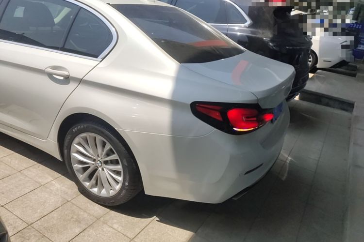BMW 525Li 2021 — 4