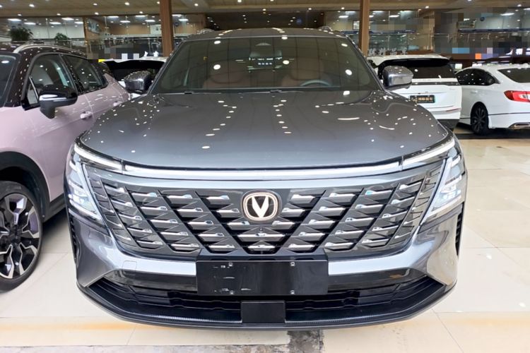 ChangAn CS75 PLUS 2025 — фото 2