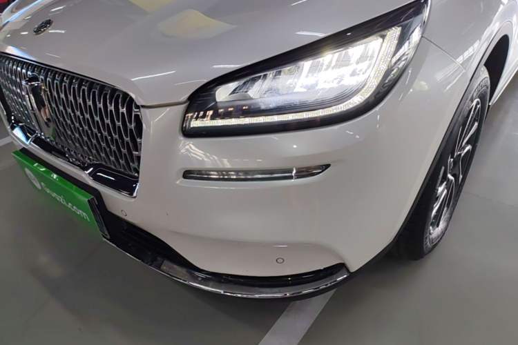 Lincoln Corsair 2022 — 5