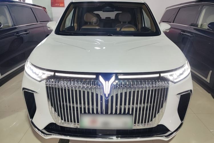 Voyah Dream 2025 — 2