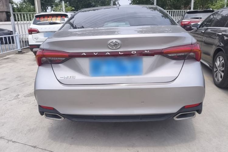 Toyota Avalon 2022 — 5