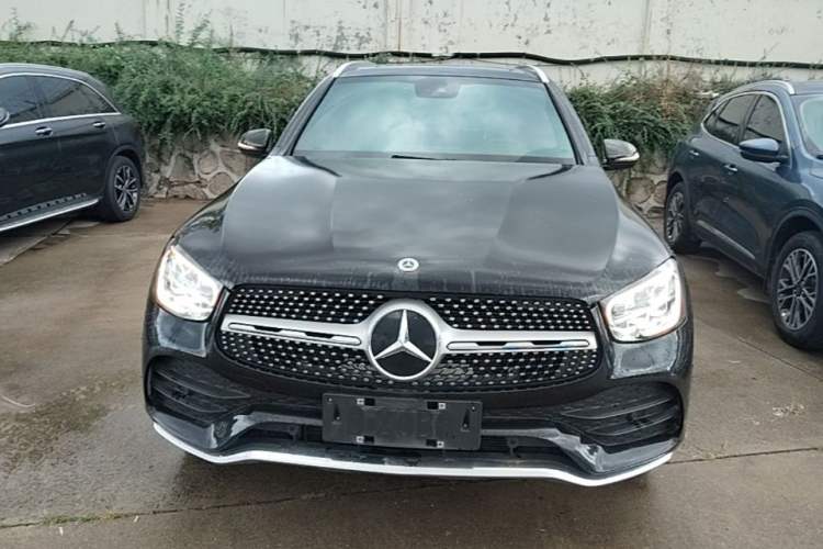 Mercedes-Benz GLC 300 L 2022 — фото 2