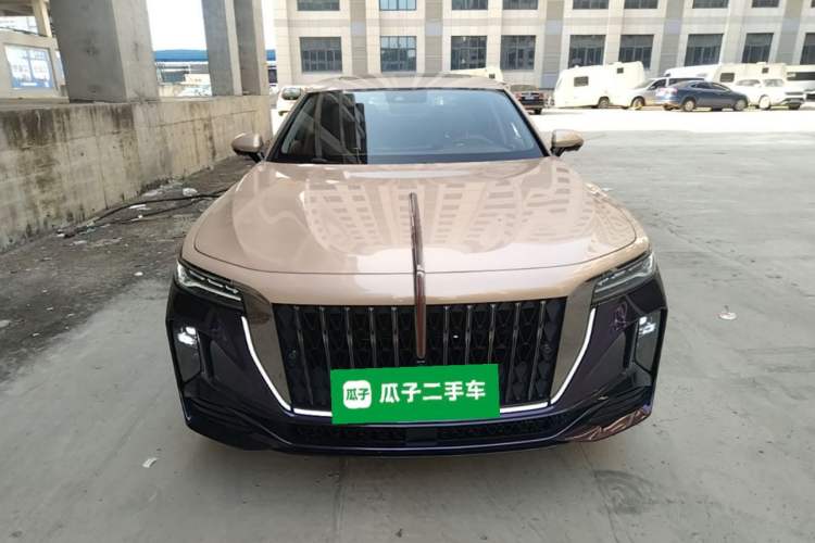 Hongqi H9 2025 — фото 2