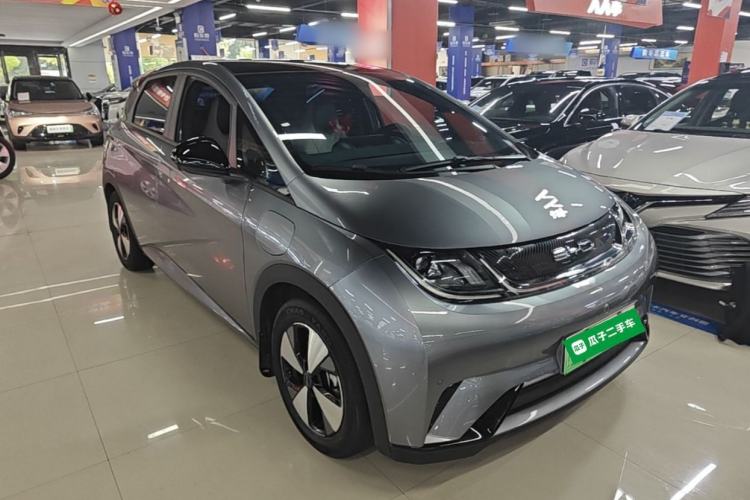 BYD Dolphin 2023 — 3