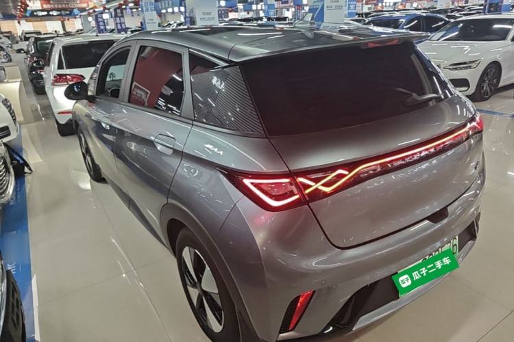 BYD Dolphin 2023 — 4