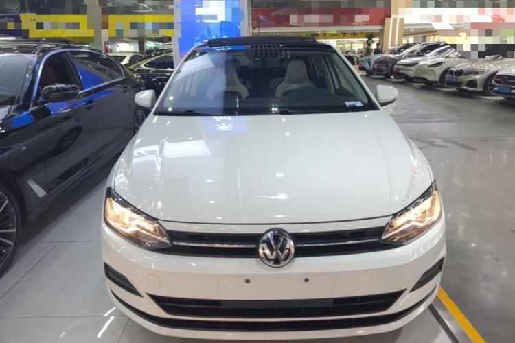 Volkswagen Polo 2019 — 2