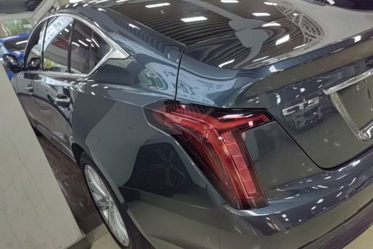 Cadillac CT5 2022 — 4