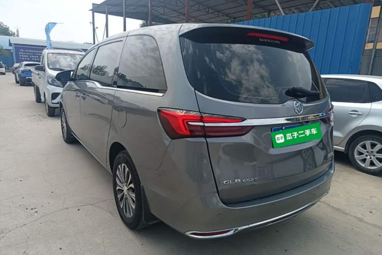 Buick GL8 2021 — 4