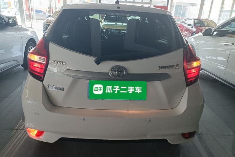 Toyota Yaris 2022 — фото 5