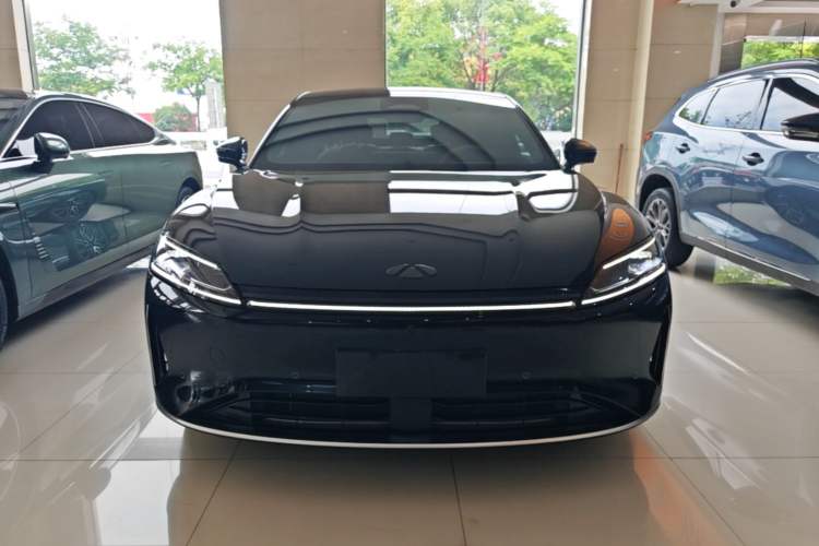 Chery Fulwin A9L 2025 — 2