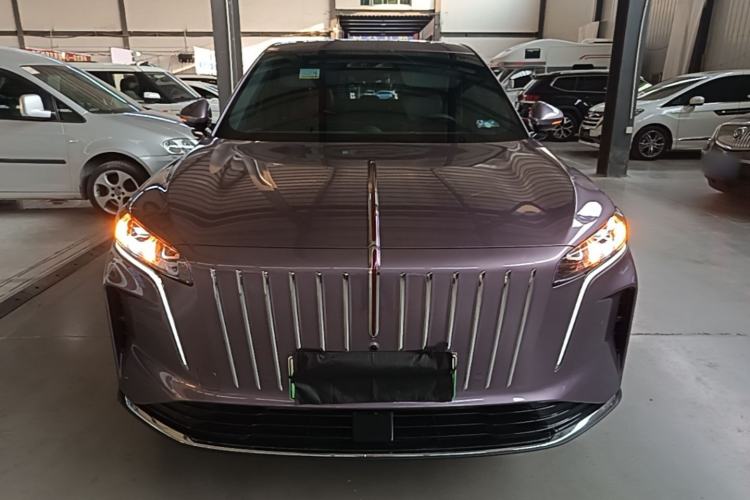 Hongqi HS6 2026 — 2