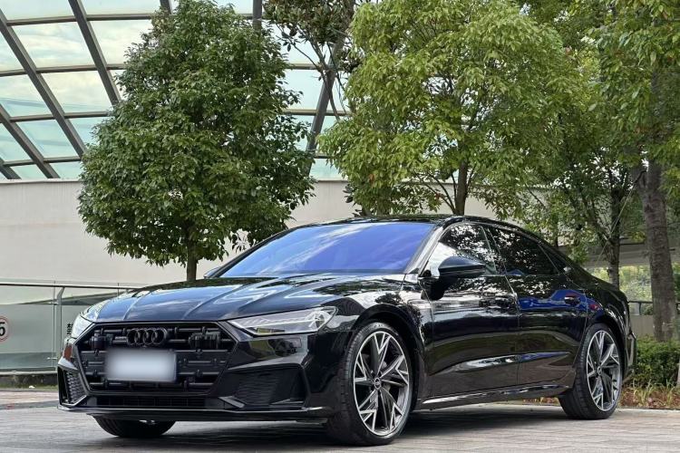 Audi a7l 2023 — фото 1