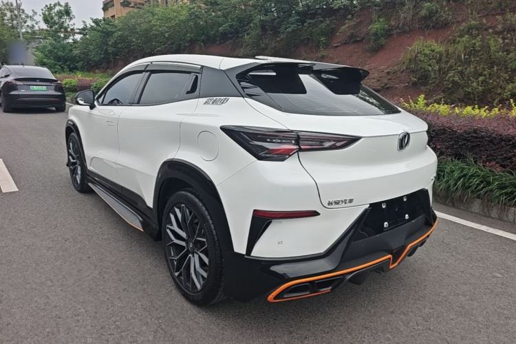 ChangAn UNI-T 2022 — 4