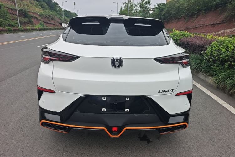 ChangAn UNI-T 2022 — 5