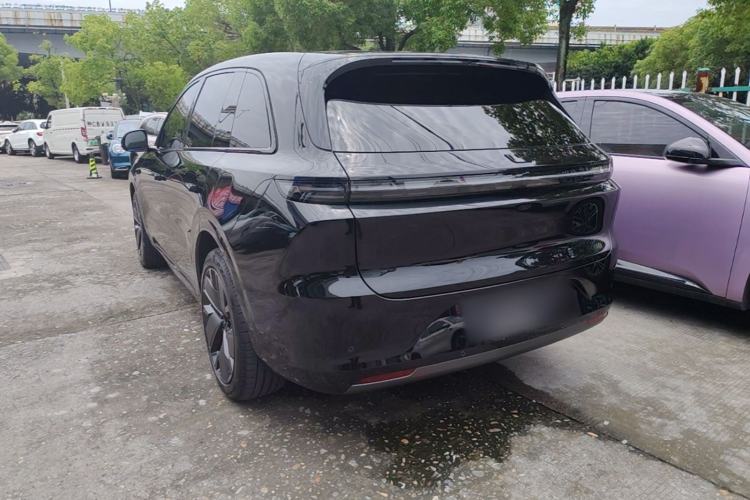 Li Auto L6 2025 — 4