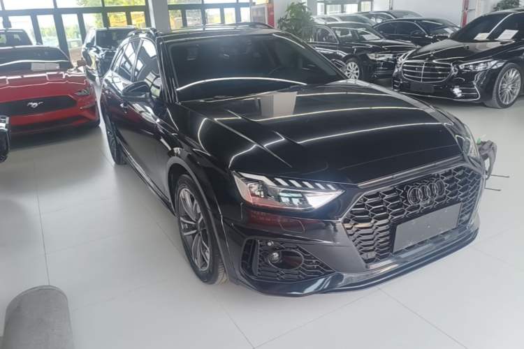Audi A4 2021 — 3