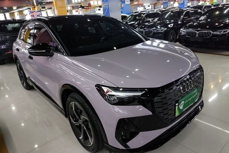 Audi Q4 e-tron 2024 — 3