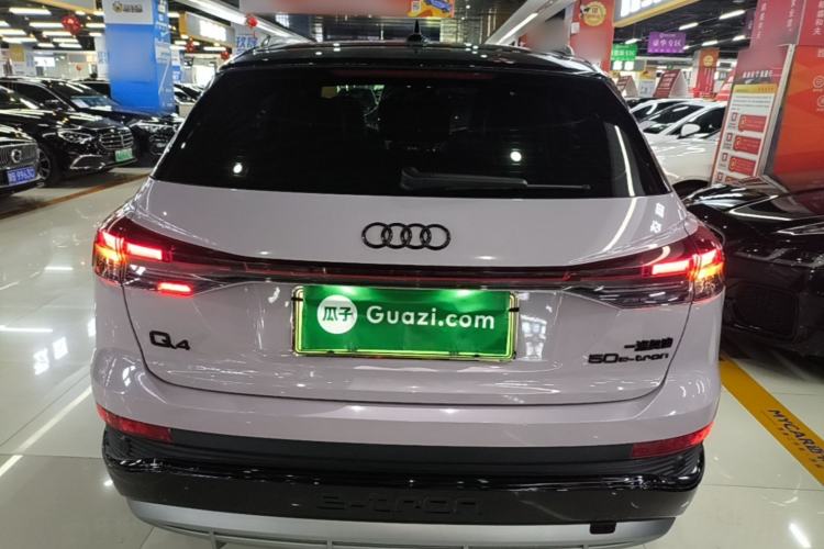 Audi Q4 e-tron 2024 — 5