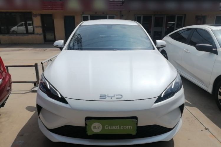 BYD Seal 05 DM-i 2025 — фото 2