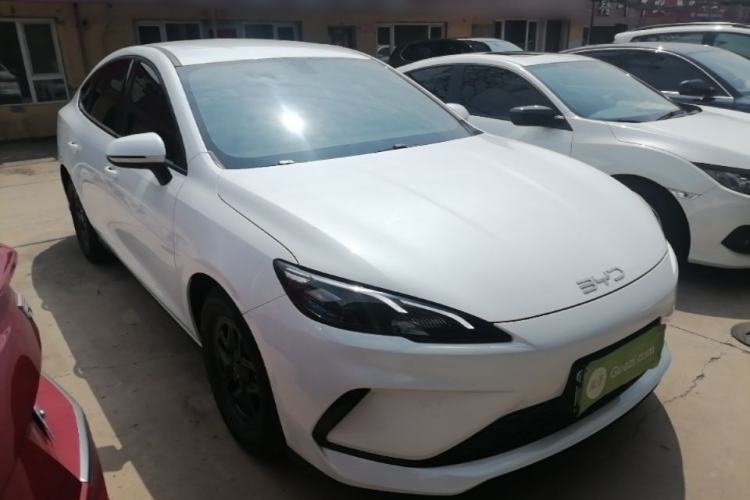 BYD Seal 05 DM-i 2025 — фото 3