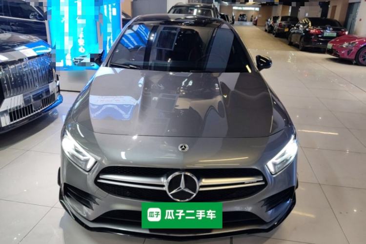 Mercedes-Benz A 35 L 2020 — 2