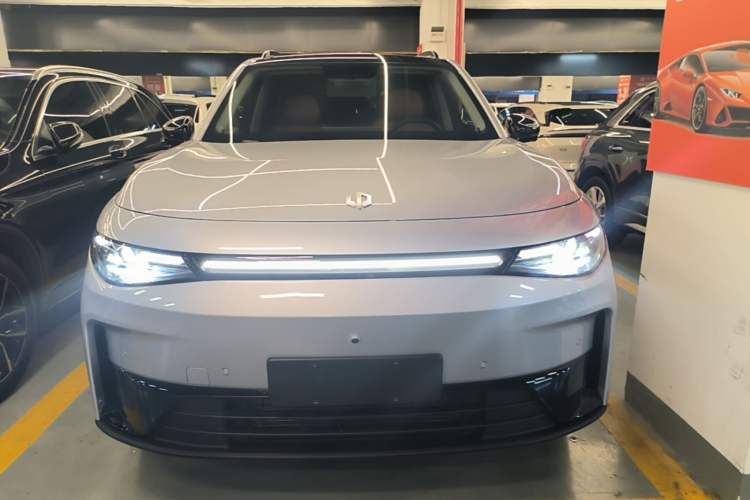 Leapmotor C16 2024 — 2