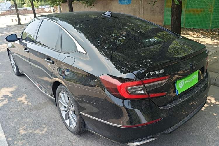 Honda Accord 2022 — 4