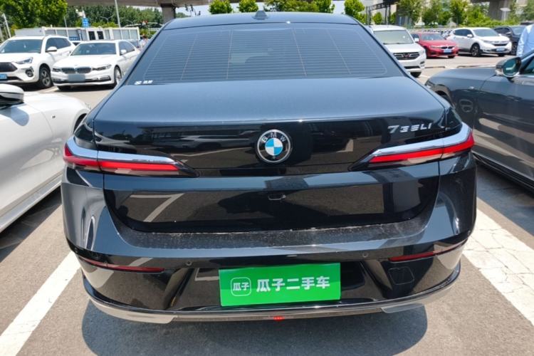 BMW 735Li 2023 — 5