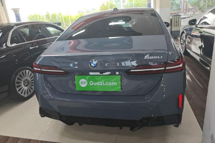 BMW 525Li 2024 — 5