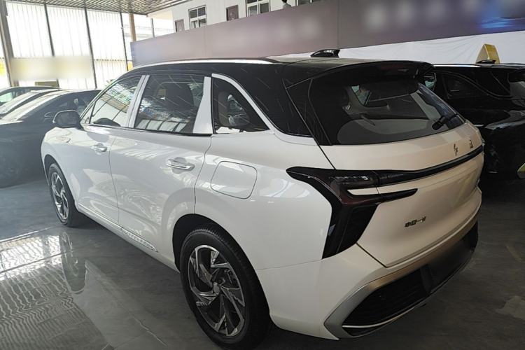 Hongqi HS3 2025 — 4