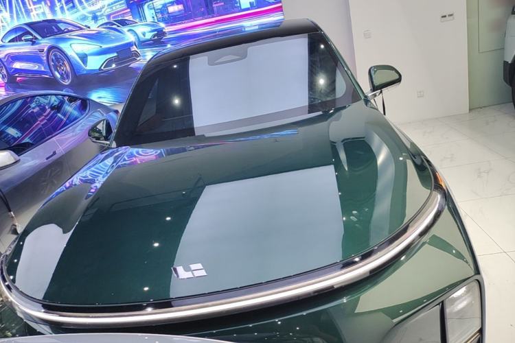 Li Auto L9 2023 — 2