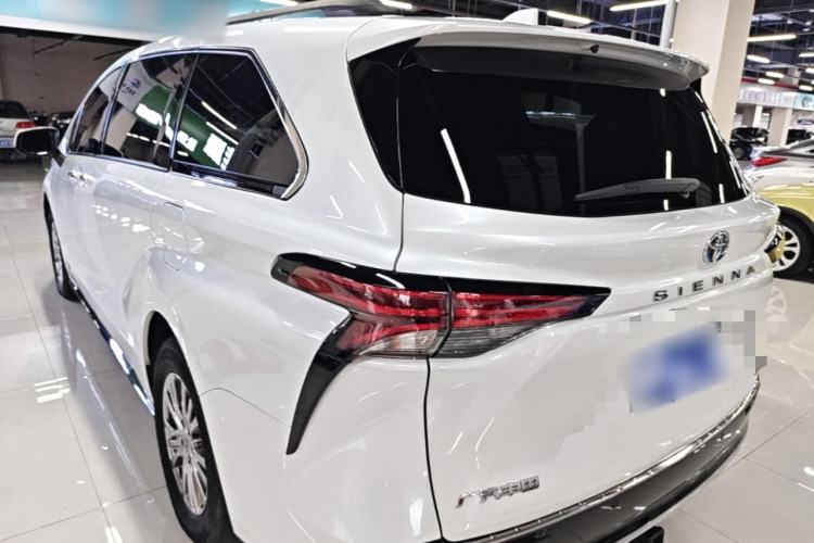 Toyota Sienna 2021 — фото 4