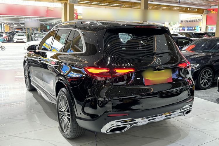 Mercedes-Benz GLC 300 L 2024 — фото 4