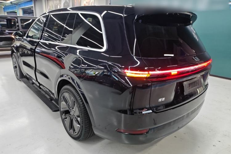 Li Auto L9 2022 — 4