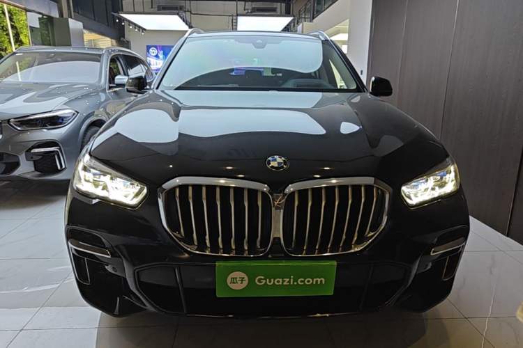 BMW X5 2022 — 2