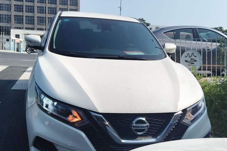 Nissan Qashqai 2022 — фото 2
