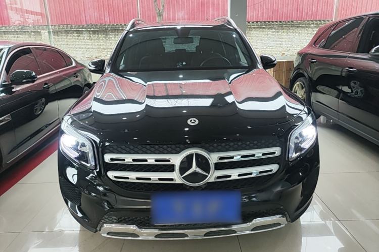 Mercedes-Benz GLB 200 2023 — 2