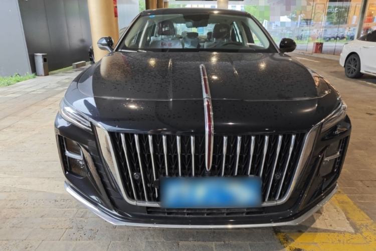 Hongqi H5 2025 — 2