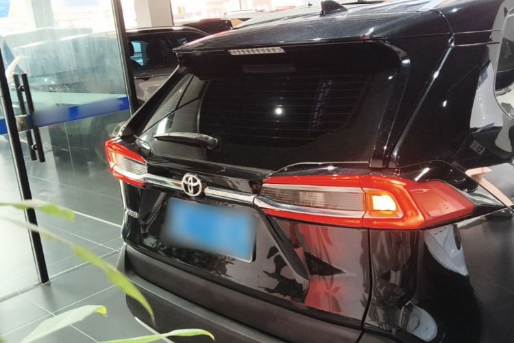 Toyota RAV4 2022 — 5