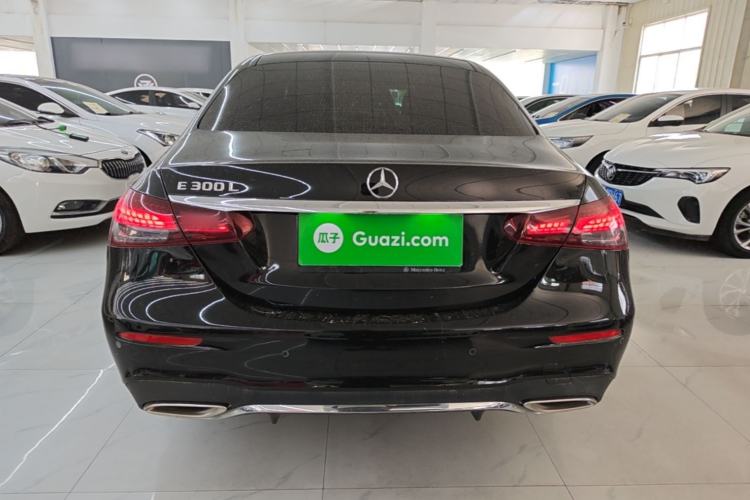 Mercedes-Benz E 300 L 2023 — 5
