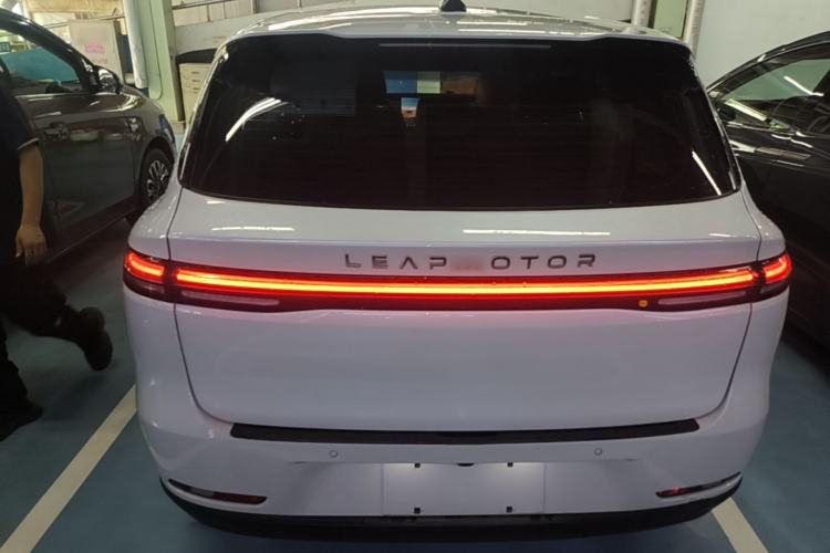 Leapmotor C10 2024 — 5