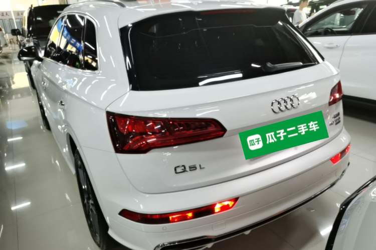 Audi Q5L 2020 — фото 4
