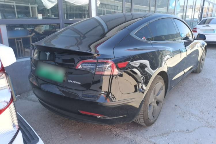 Tesla Model 3 2022 — 5